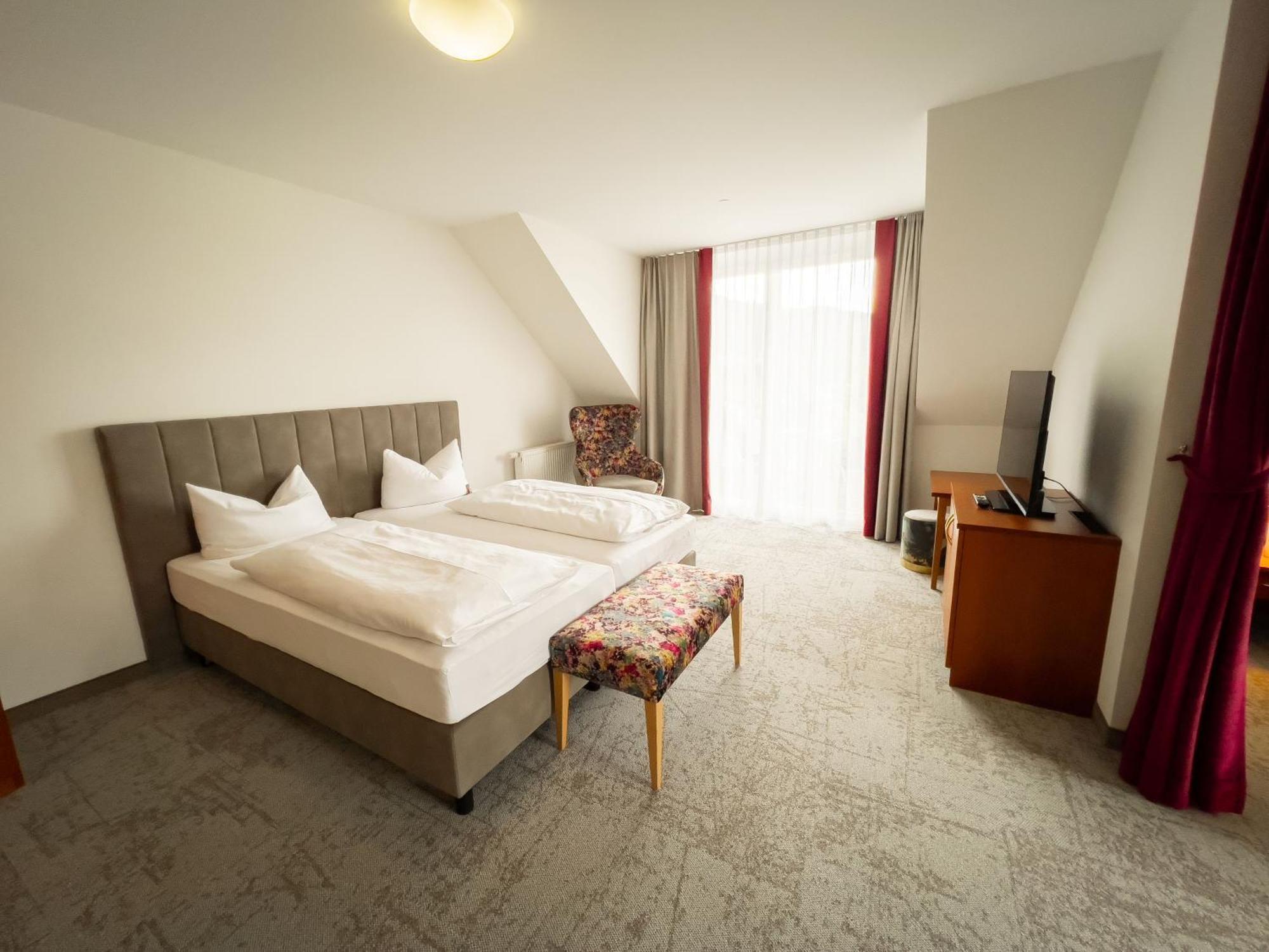 Hotel Rosmarin Бодман-Людвигсхафен Экстерьер фото